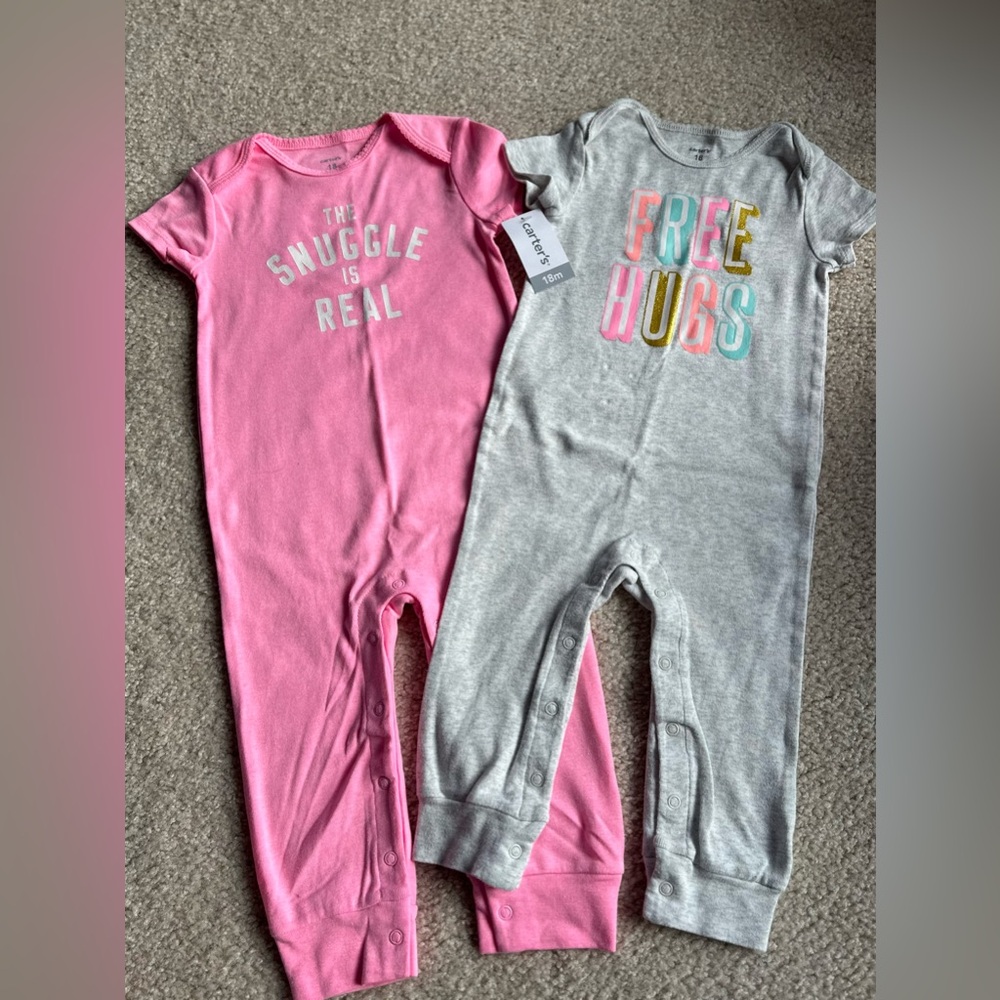 NWT Carter’s 18 Month Set